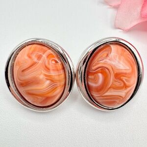Vintage 1988 Avon "Desert Sands" Stud Earrings Salmon Swirl Lucite Cabochon